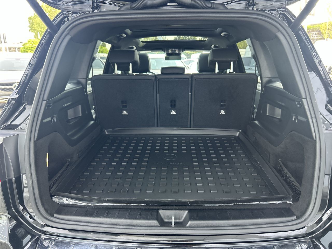 2025 Mercedes-Benz GLB250