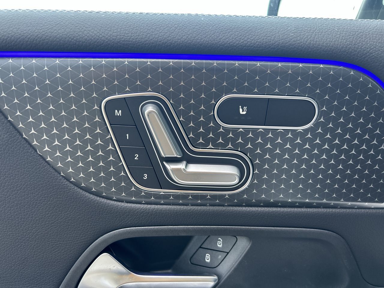 2026 Mercedes-Benz GLB in Vancouver, British Columbia