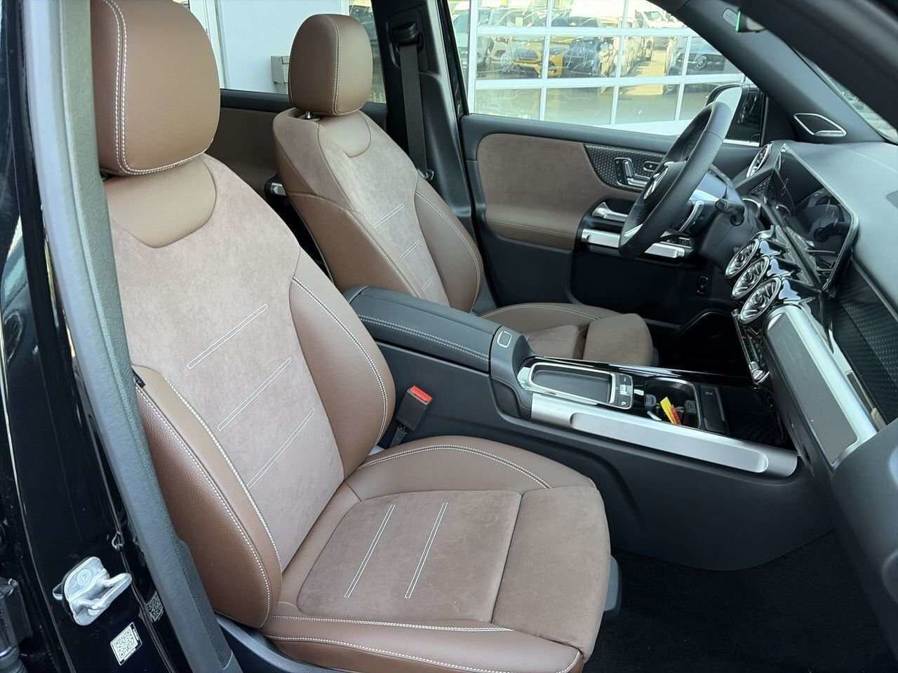 2026 Mercedes-Benz GLB in Vancouver, British Columbia