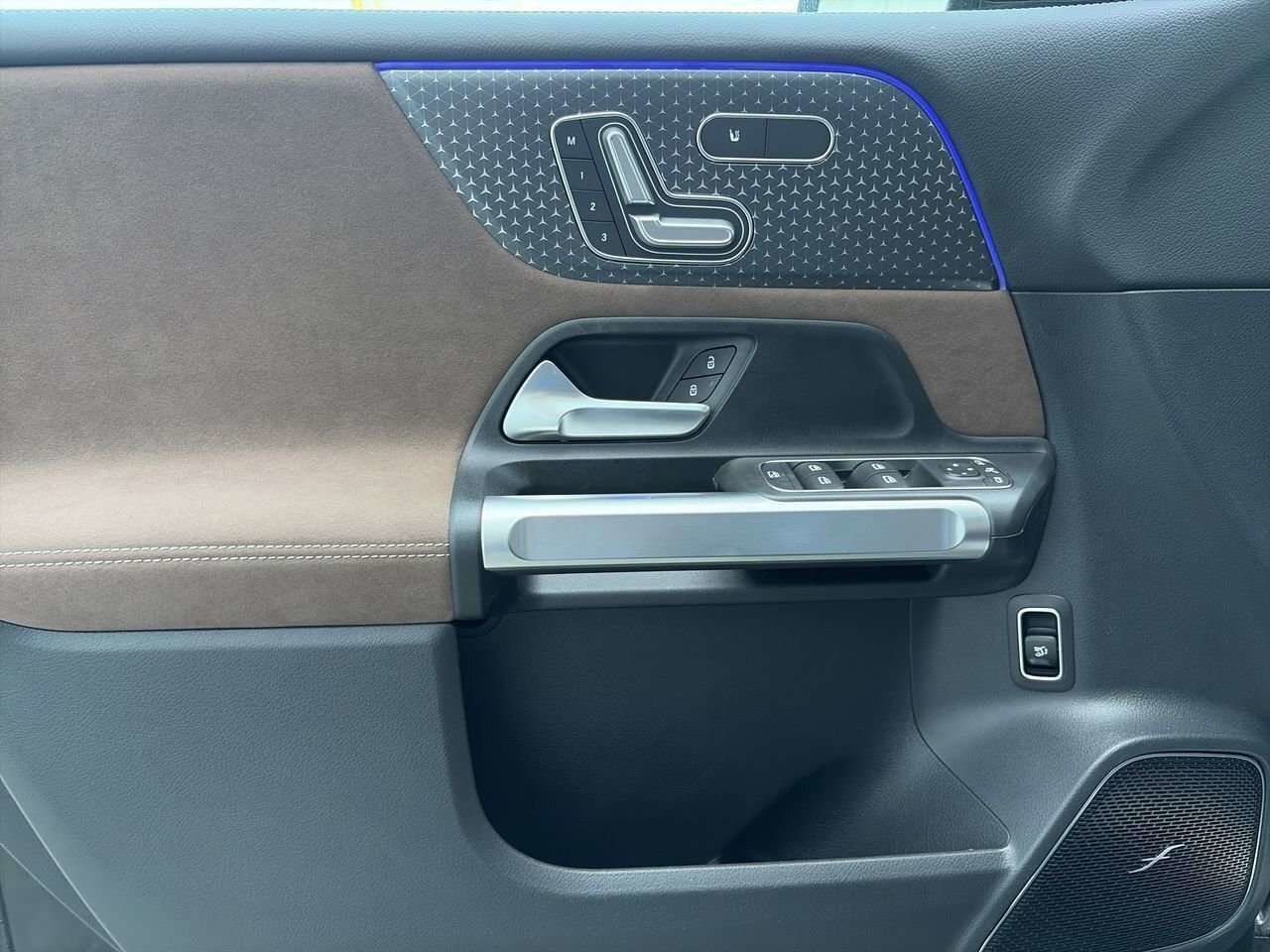 2026 Mercedes-Benz GLB in Vancouver, British Columbia