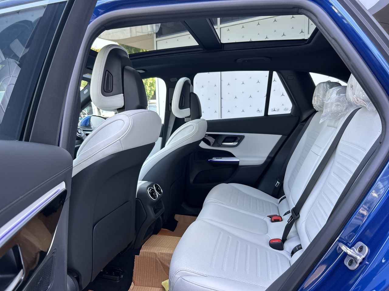 2025 Mercedes-Benz GLC Plug-in Hybrid in Vancouver, British Columbia
