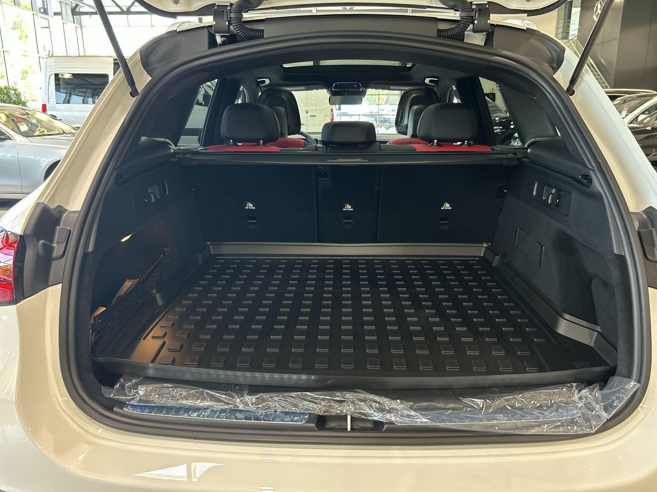 Mercedes-Benz GLC Plug-in Hybrid  2025 à Vancouver, Colombie-Britannique