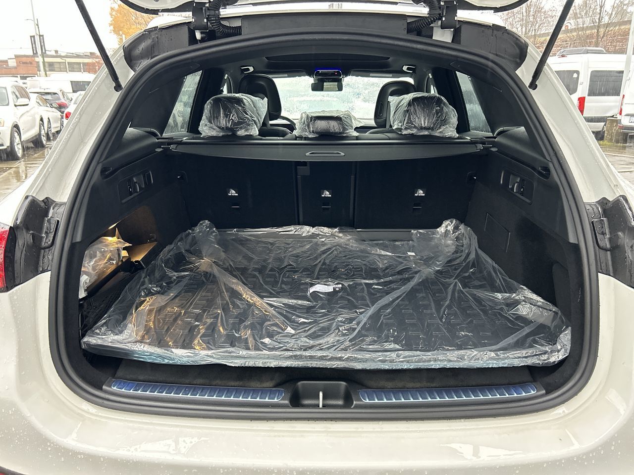 2026 Mercedes-Benz GLC