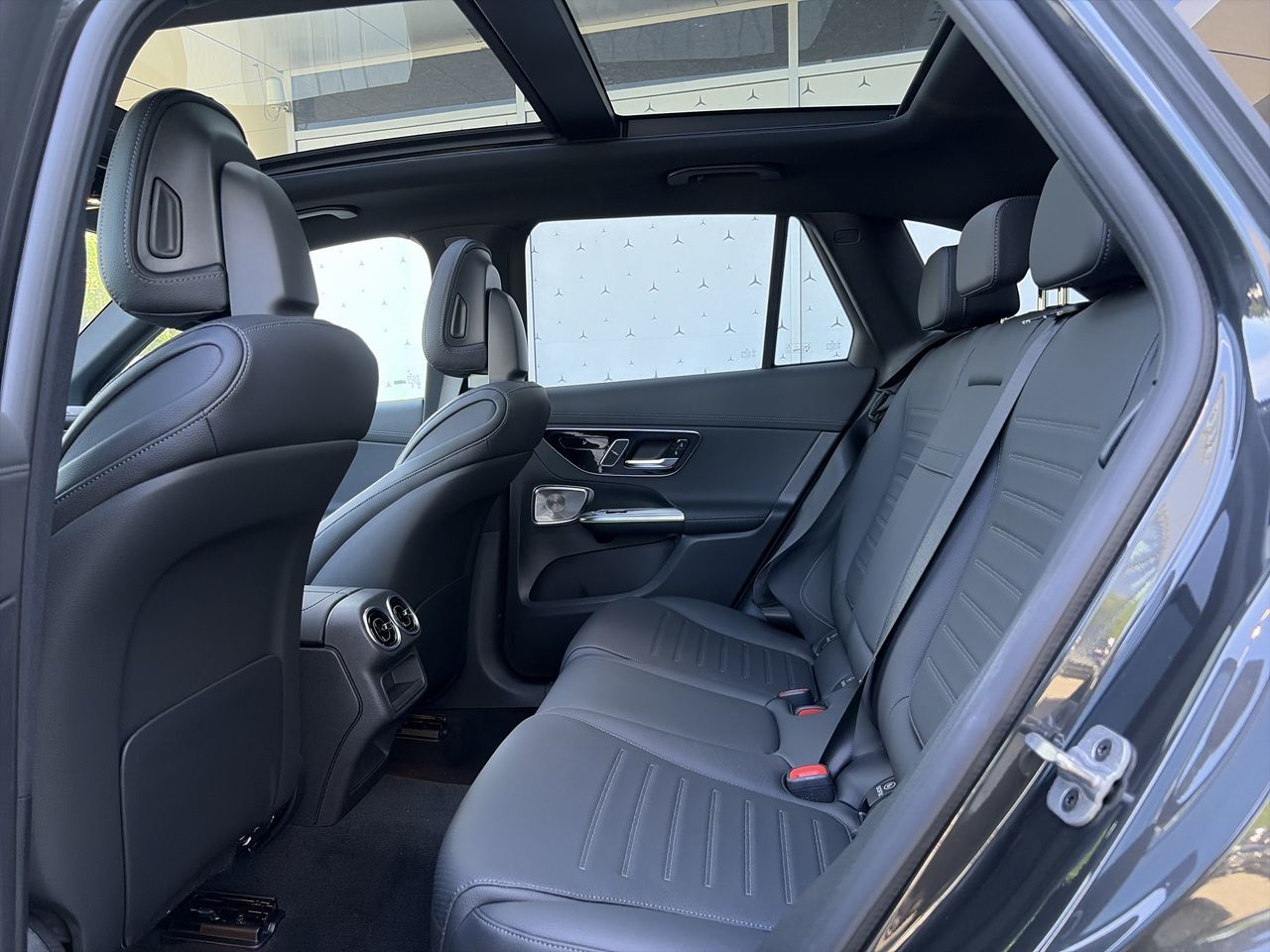 2026 Mercedes-Benz GLC