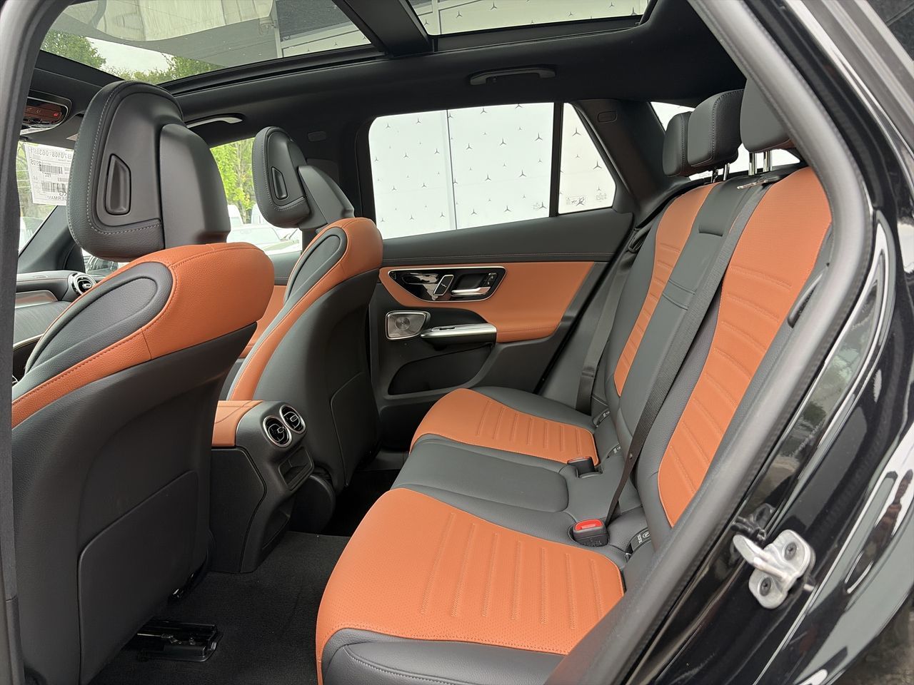 2026 Mercedes-Benz GLC