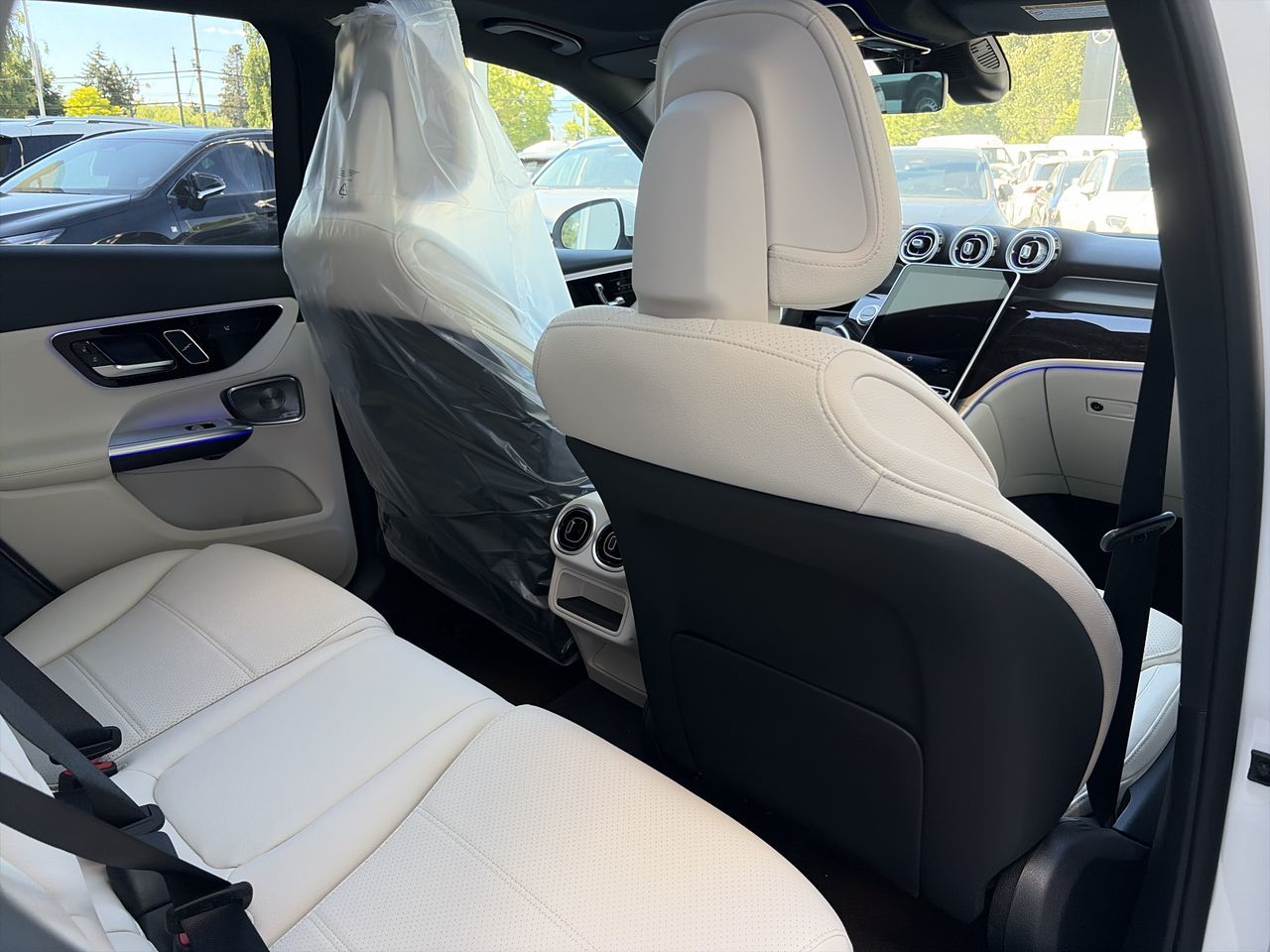 2026 Mercedes-Benz GLC