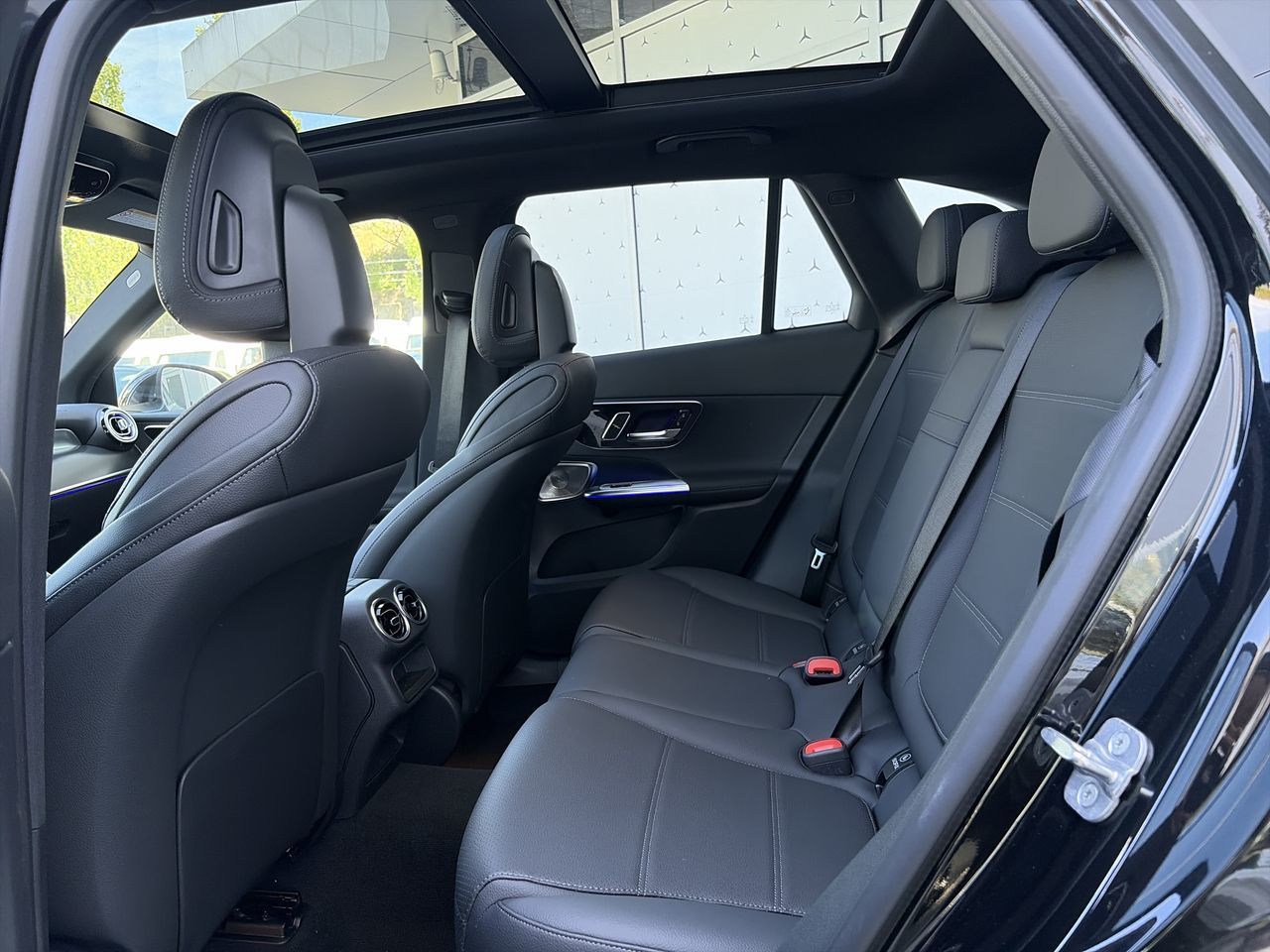 2026 Mercedes-Benz GLC