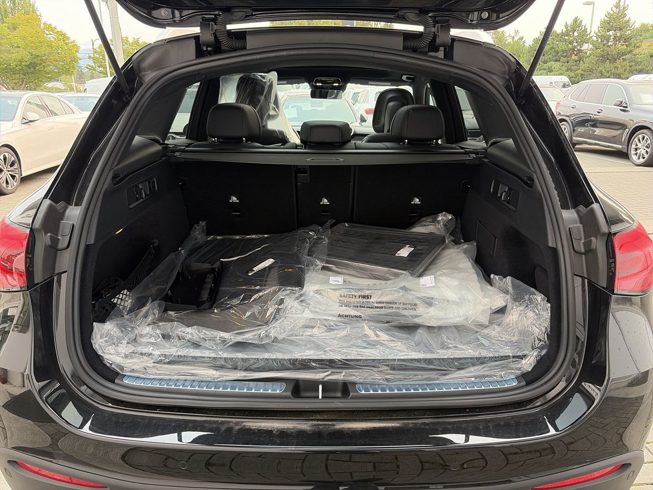 2026 Mercedes-Benz GLC