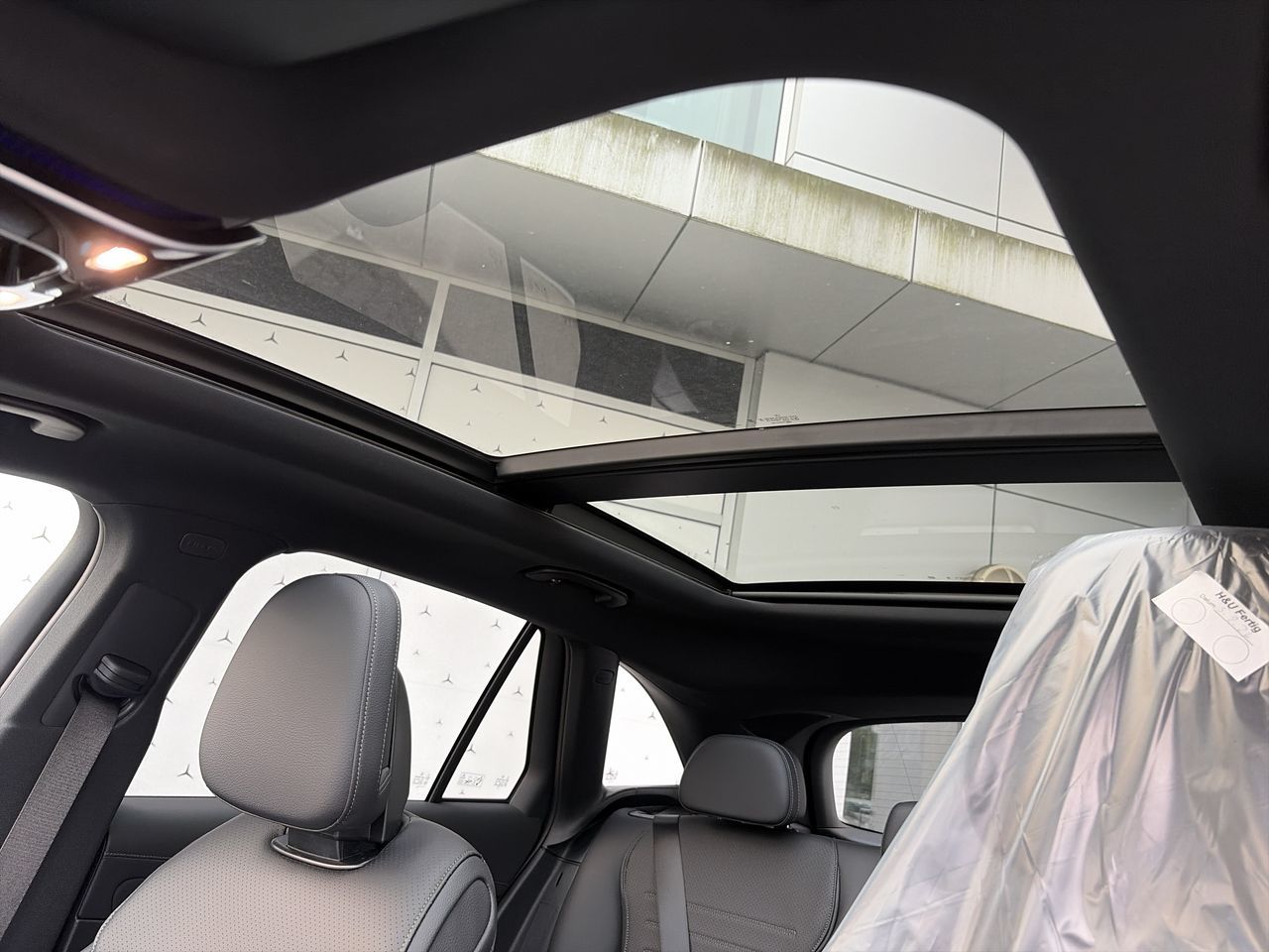 2026 Mercedes-Benz GLC