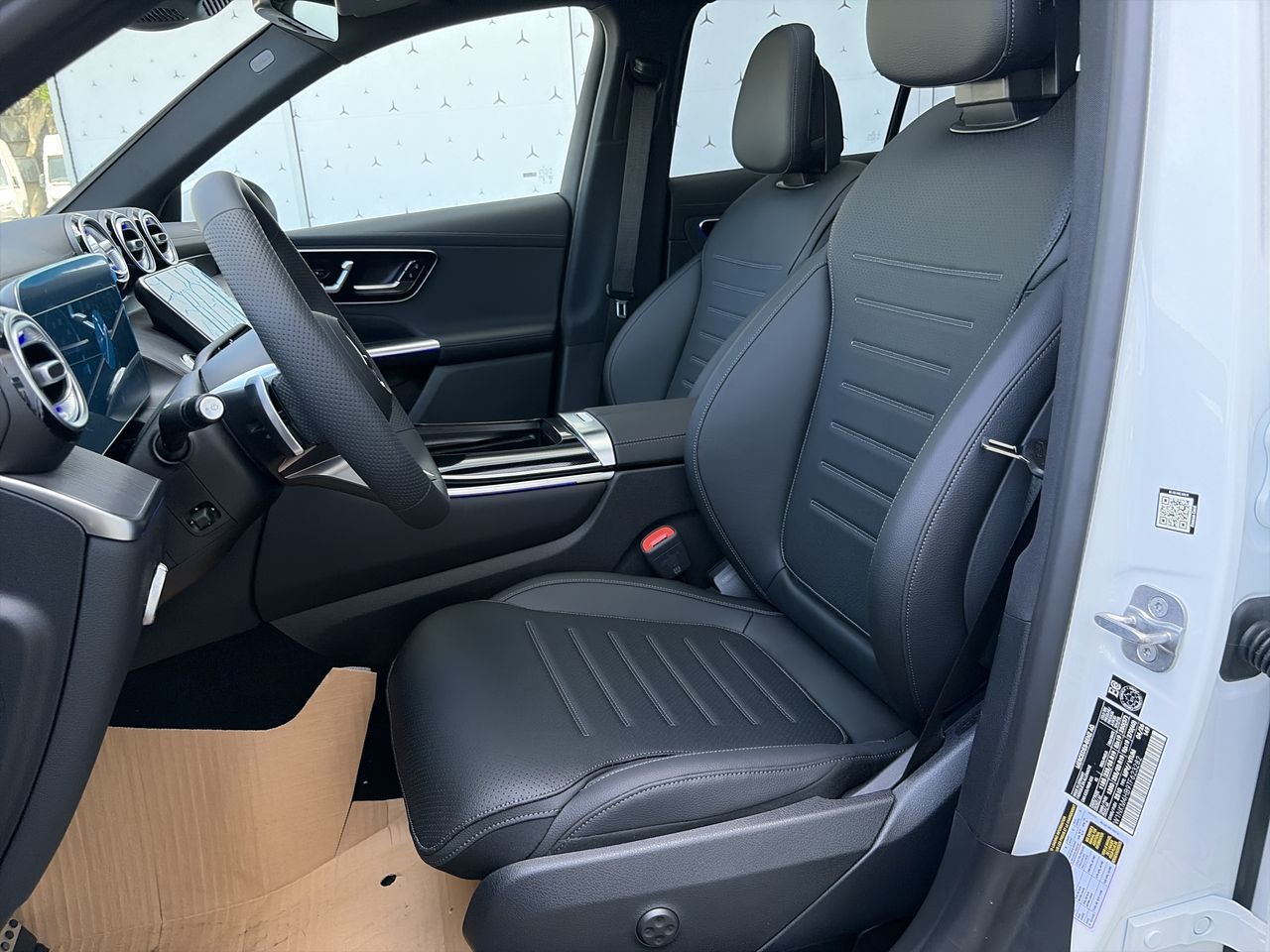 2026 Mercedes-Benz GLC