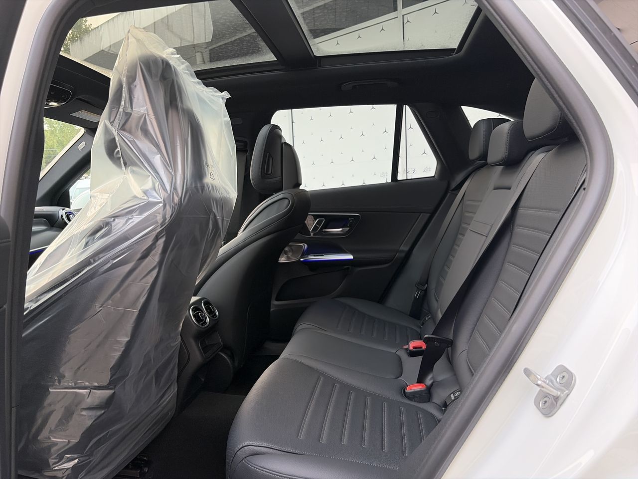 2026 Mercedes-Benz GLC