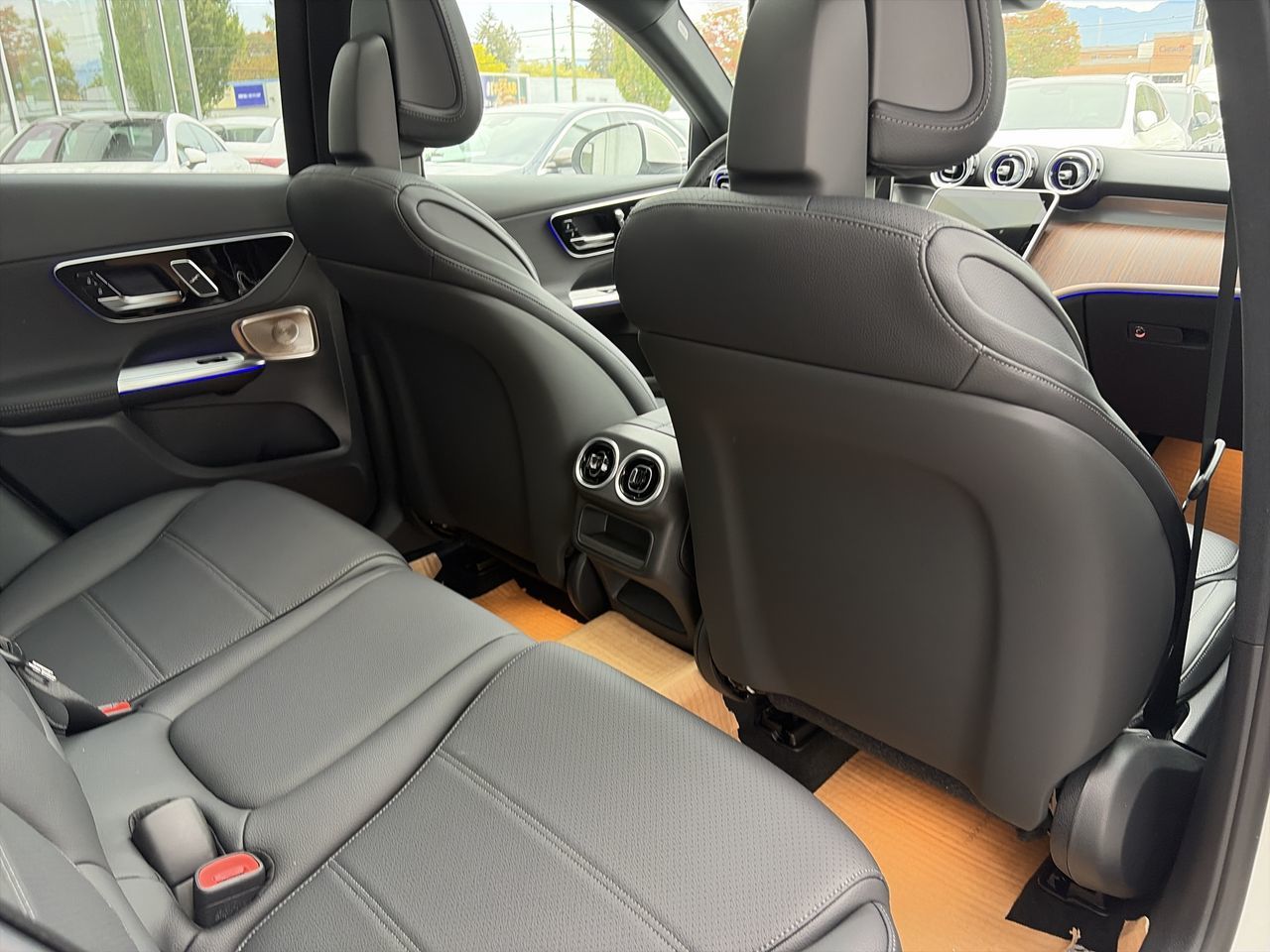 2027 Mercedes-Benz GLC