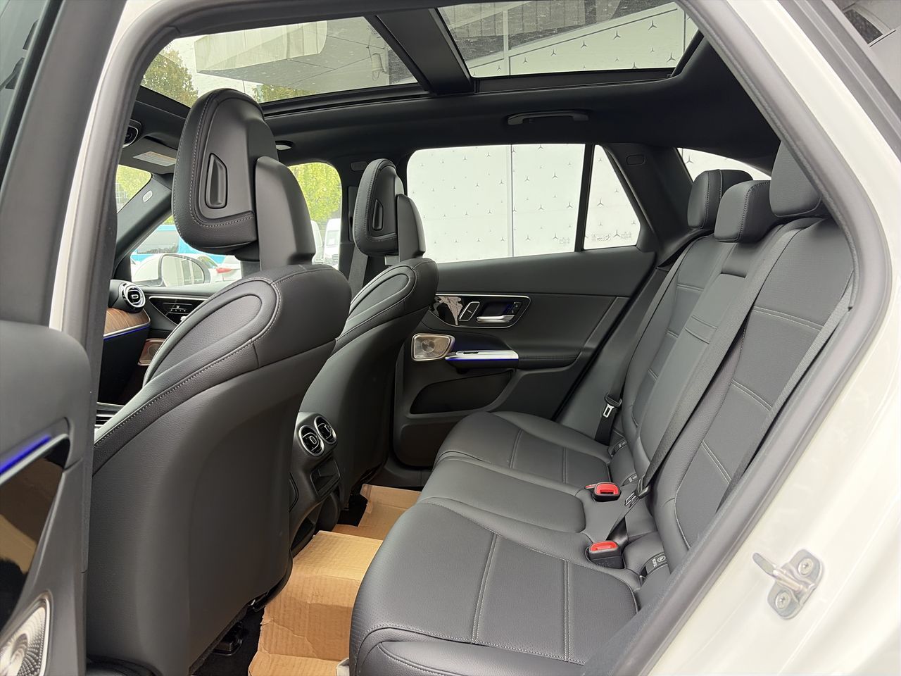 2027 Mercedes-Benz GLC