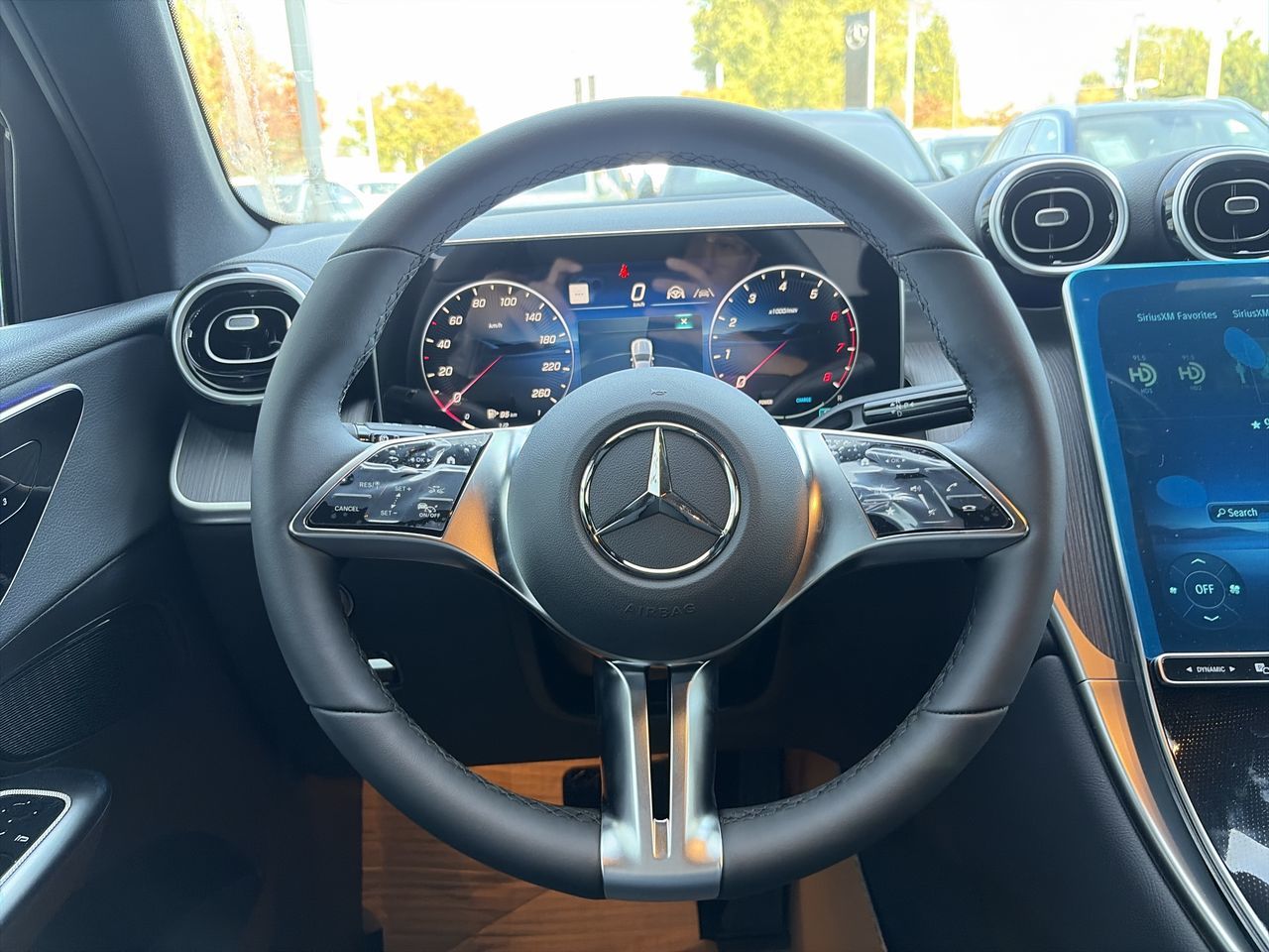2027 Mercedes-Benz GLC