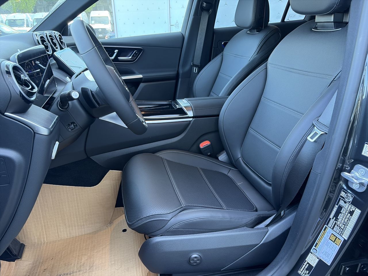 2027 Mercedes-Benz GLC