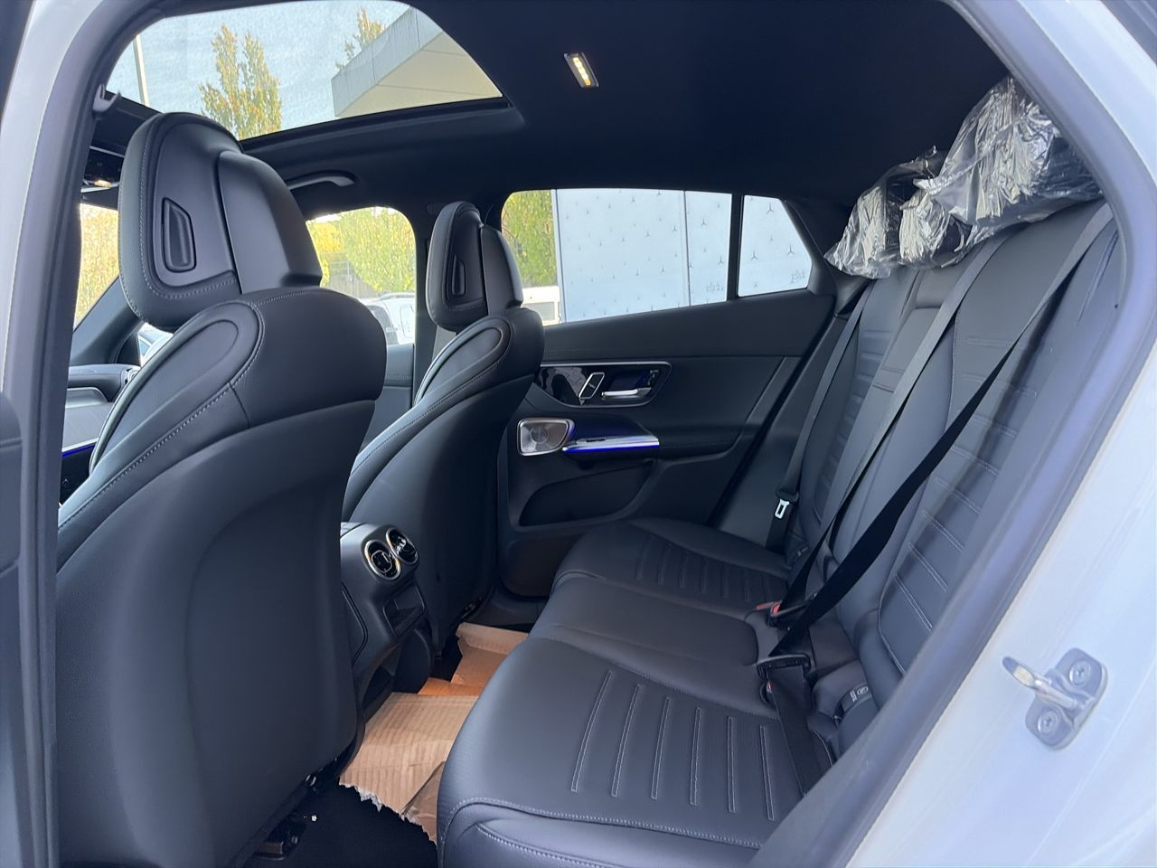 2027 Mercedes-Benz GLC