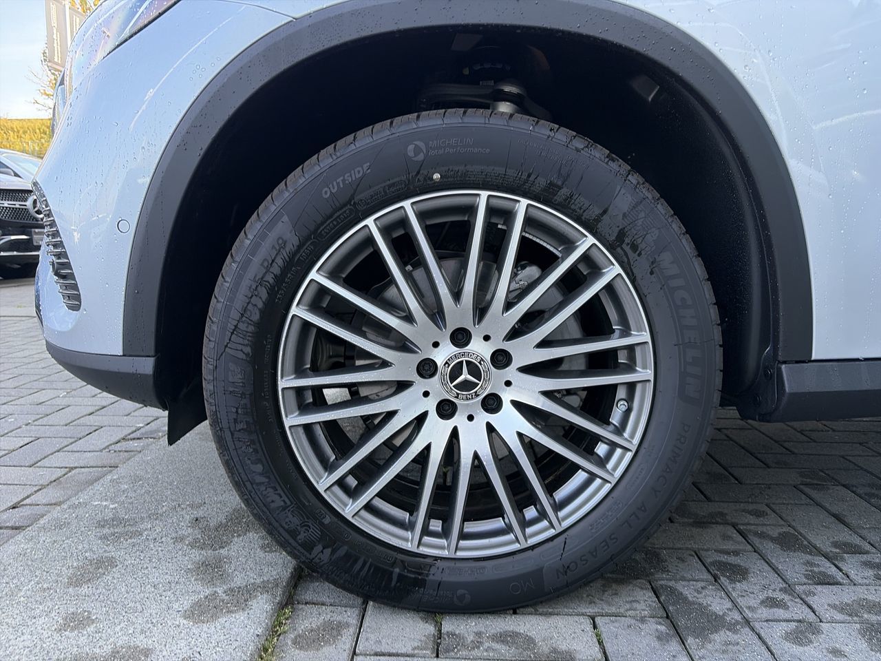 2027 Mercedes-Benz GLC