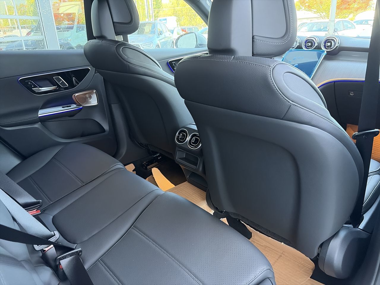 2027 Mercedes-Benz GLC