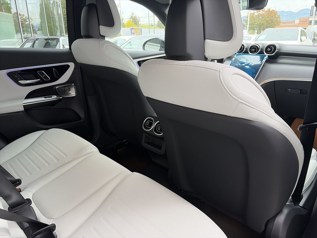 2027 Mercedes-Benz GLC