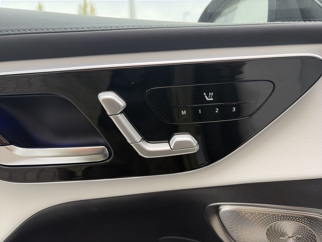 2027 Mercedes-Benz GLC