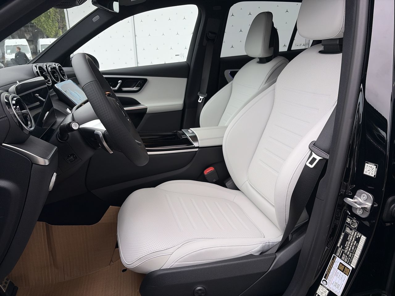 2027 Mercedes-Benz GLC