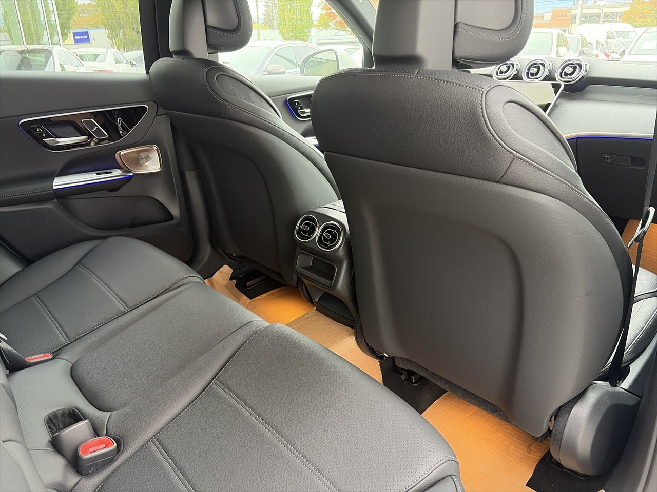 2027 Mercedes-Benz GLC