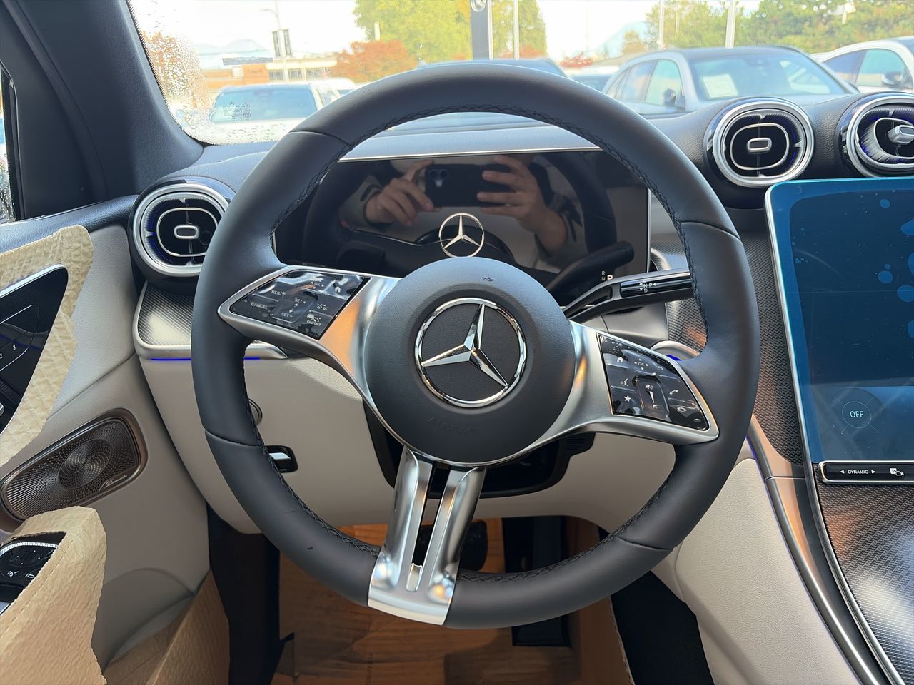 2027 Mercedes-Benz GLC