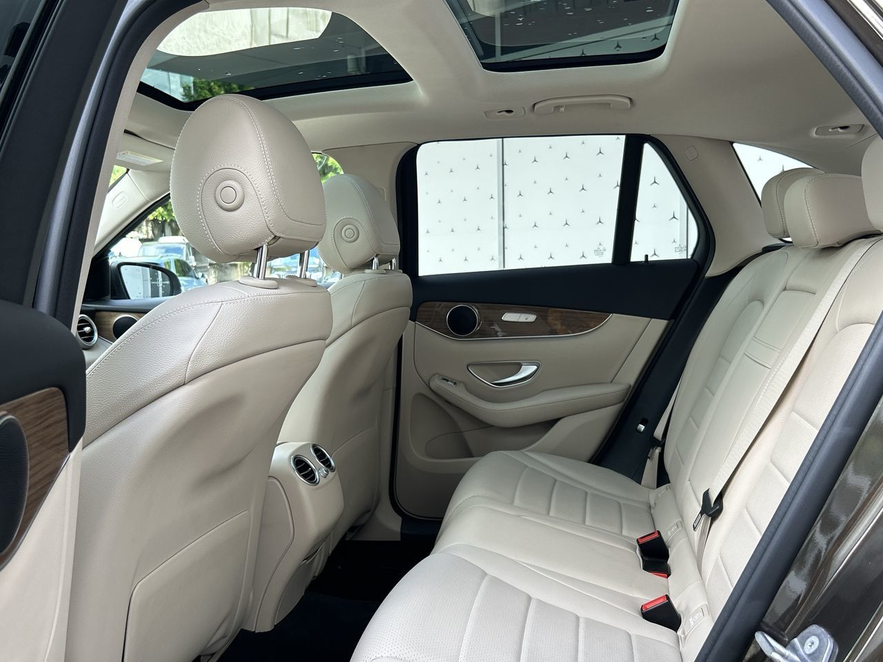 Mercedes-Benz GLC300  2016 à Vancouver, Colombie-Britannique