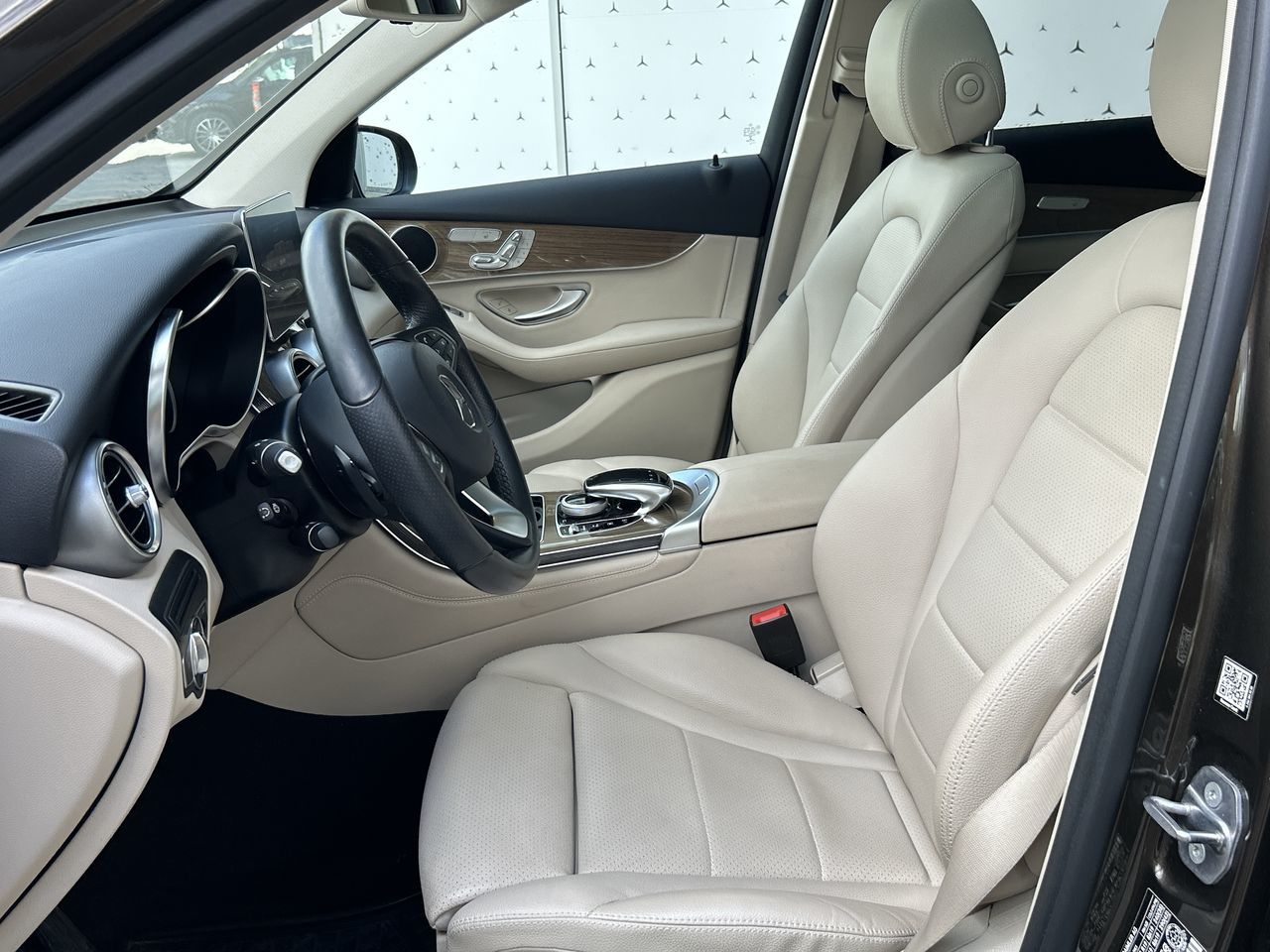 Mercedes-Benz GLC300  2016 à Vancouver, Colombie-Britannique