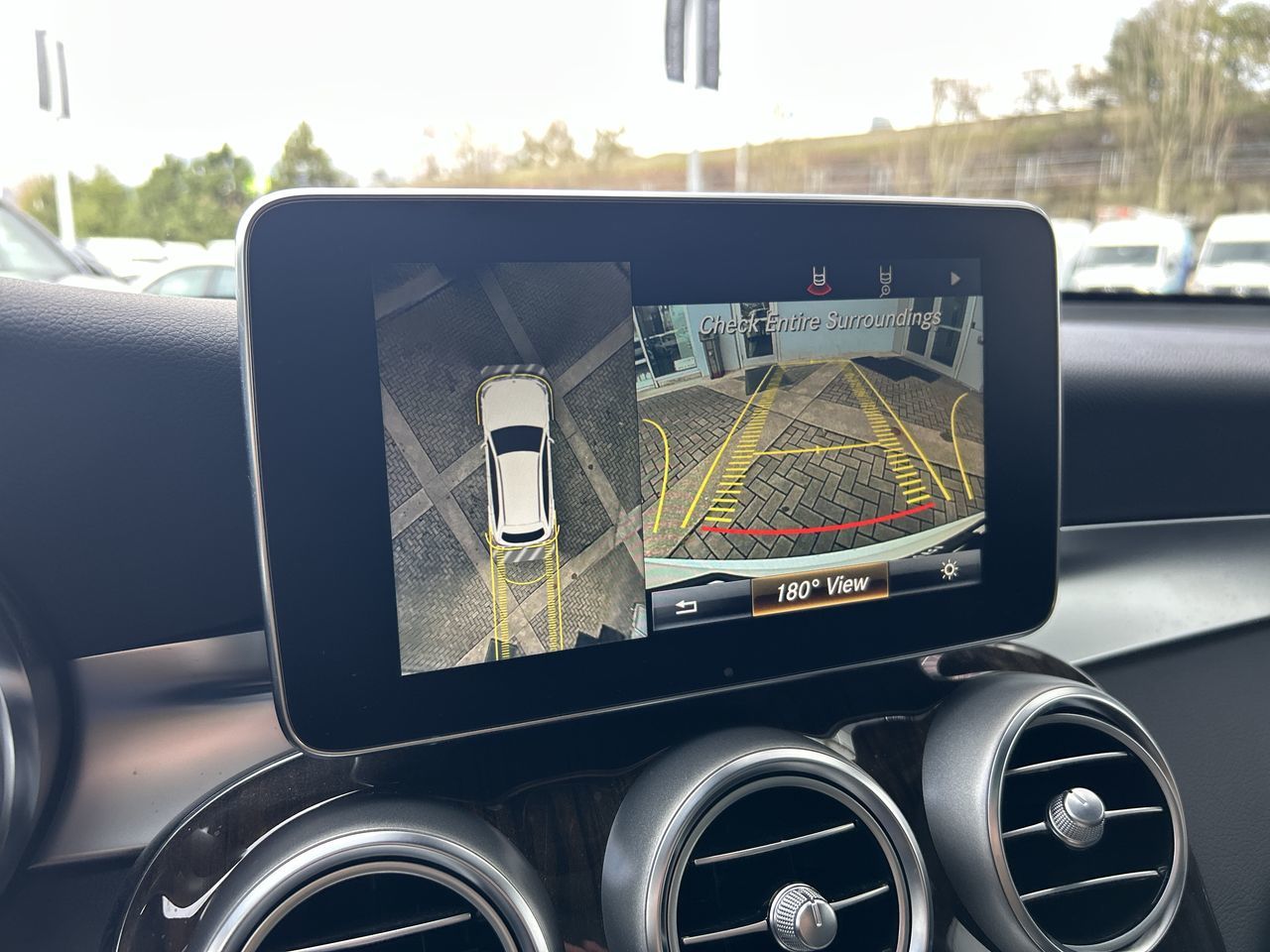 2017 Mercedes-Benz GLC300