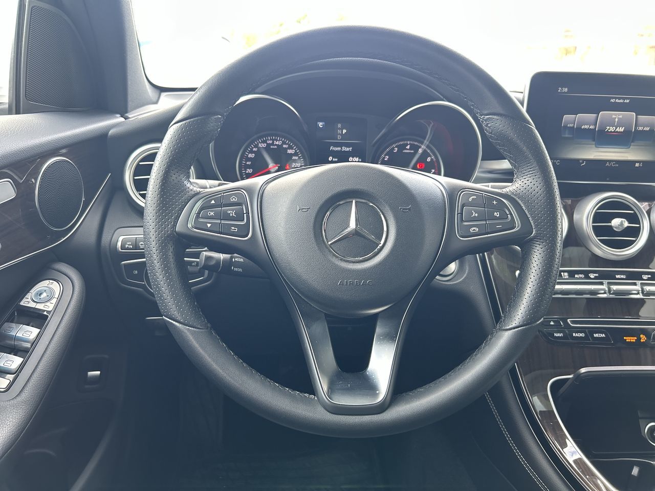 2017 Mercedes-Benz GLC300