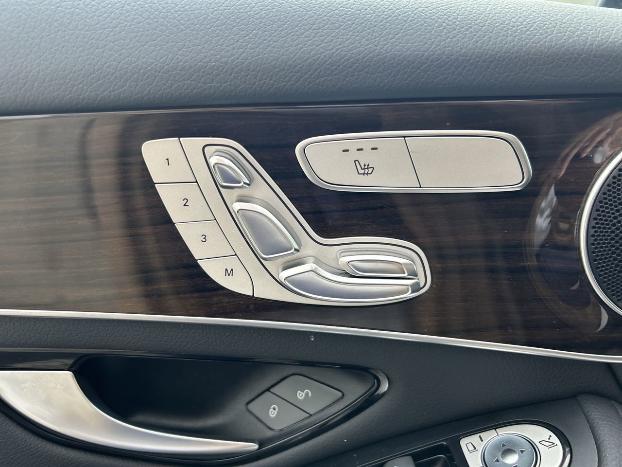 2017 Mercedes-Benz GLC300