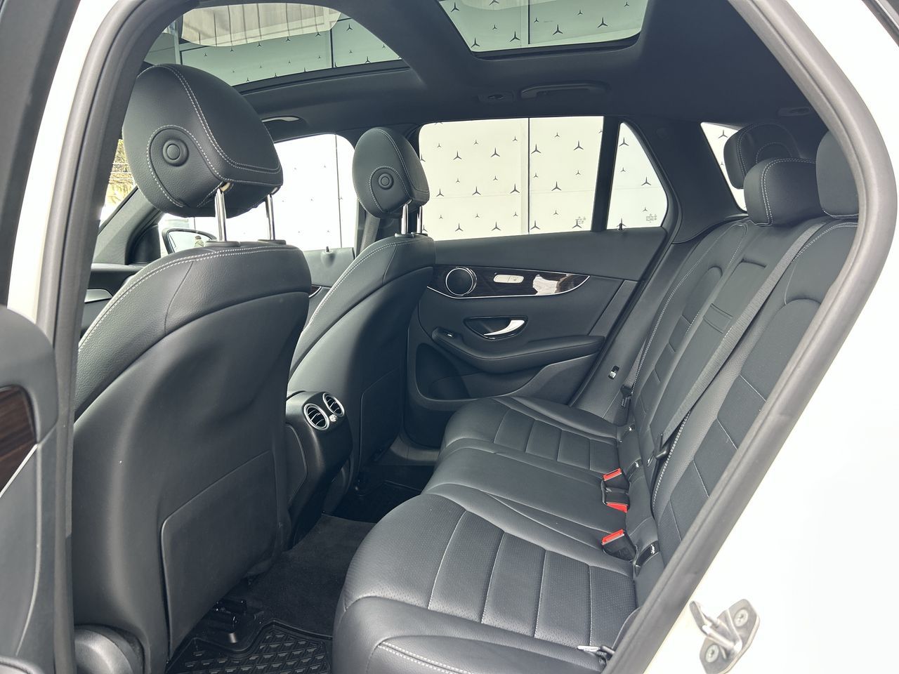 2017 Mercedes-Benz GLC300