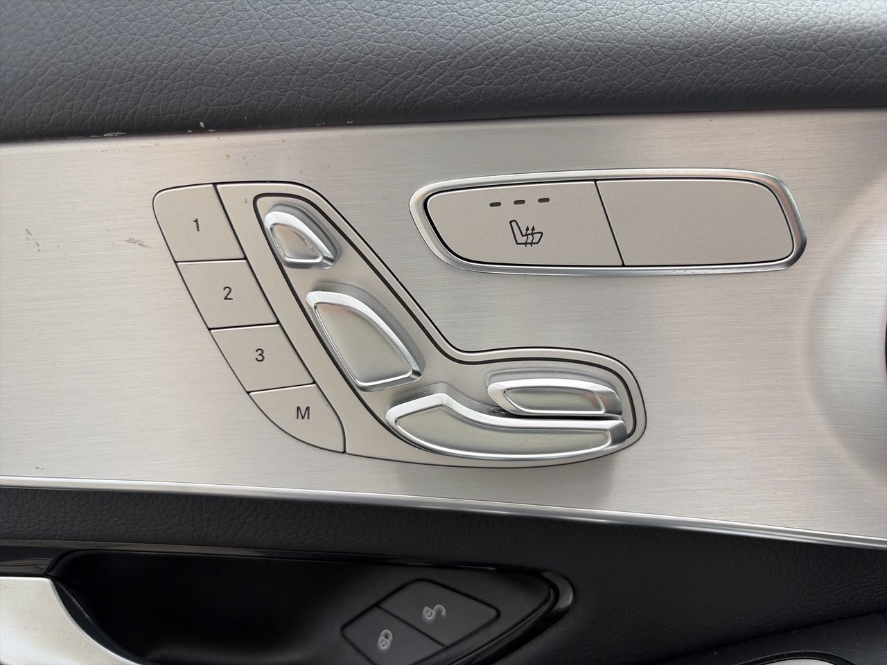 2017 Mercedes-Benz GLC300