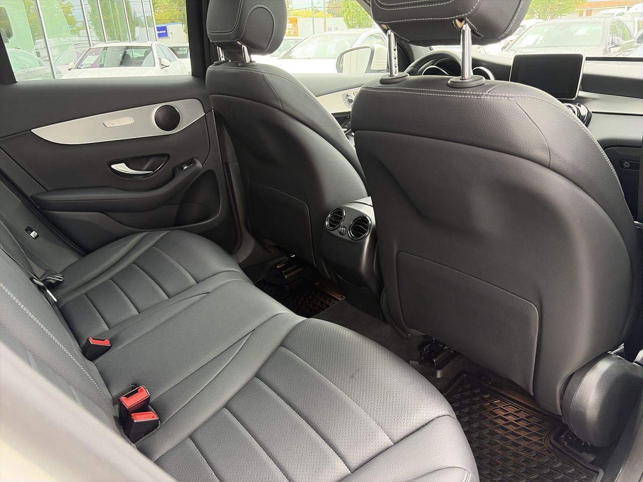 2017 Mercedes-Benz GLC300