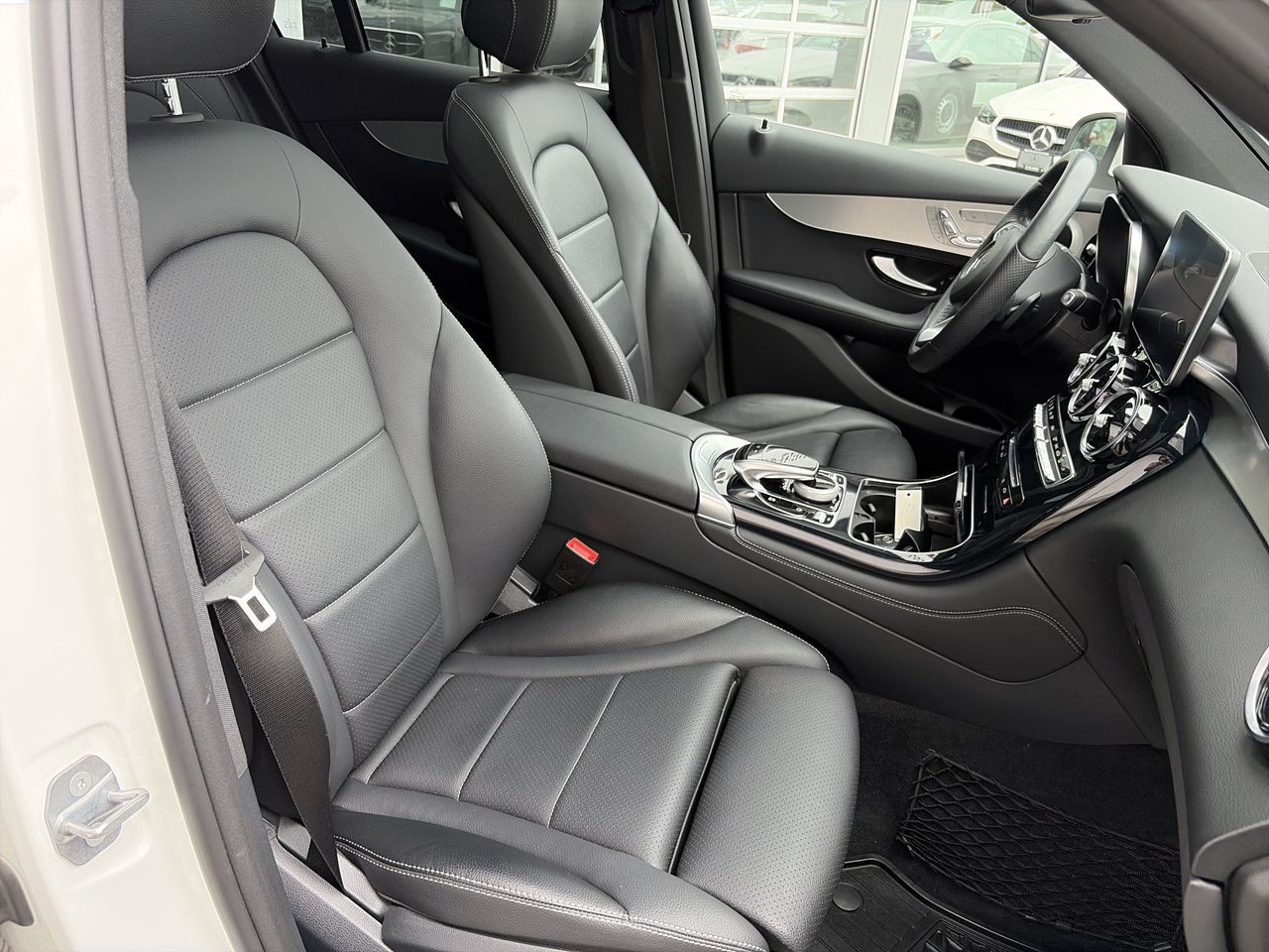 2017 Mercedes-Benz GLC300
