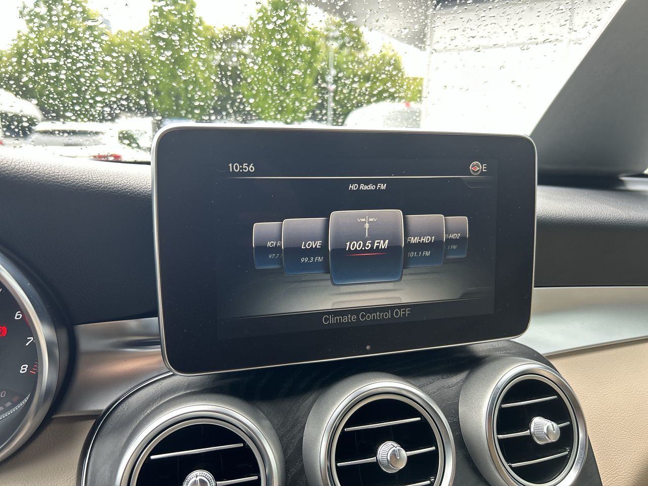 Mercedes-Benz GLC300  2018 à Vancouver, Colombie-Britannique