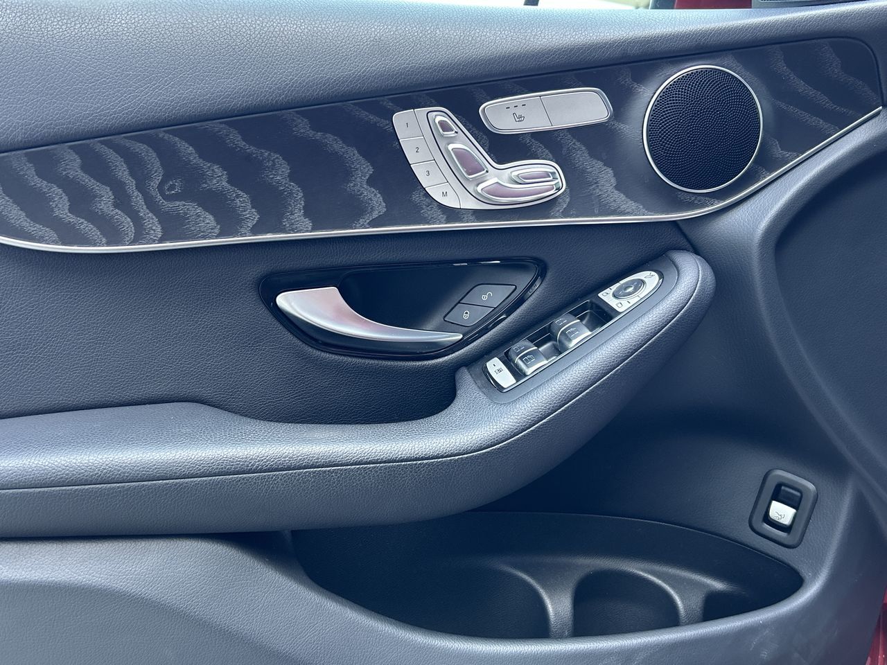 2018 Mercedes-Benz GLC300 in Vancouver, British Columbia