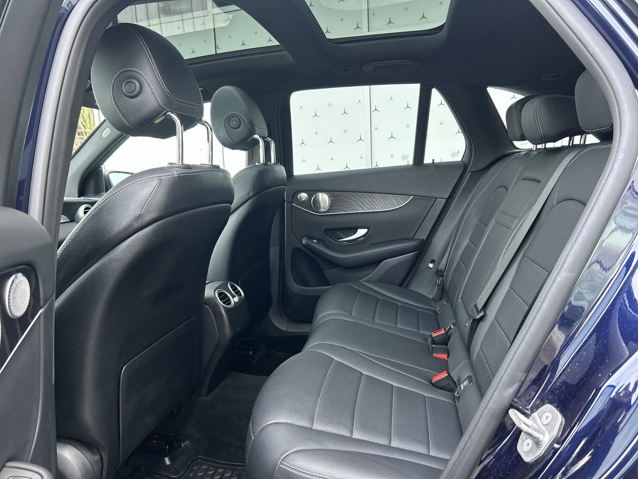 2018 Mercedes-Benz GLC300 in Vancouver, British Columbia