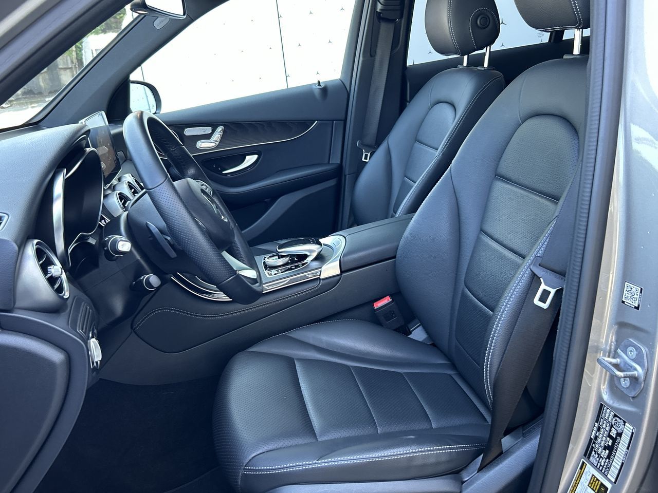 Mercedes-Benz GLC300  2019 à Vancouver, Colombie-Britannique