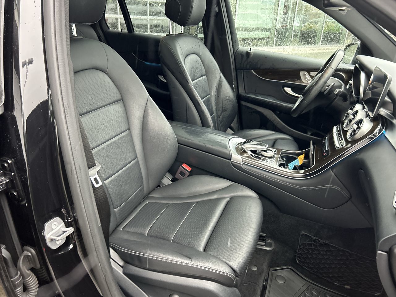 2019 Mercedes-Benz GLC300 in Vancouver, British Columbia