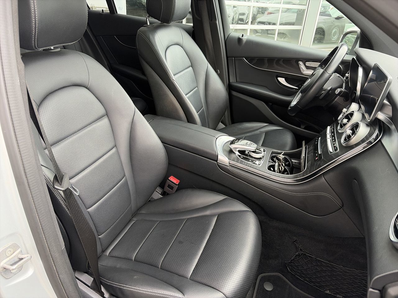 2019 Mercedes-Benz GLC300