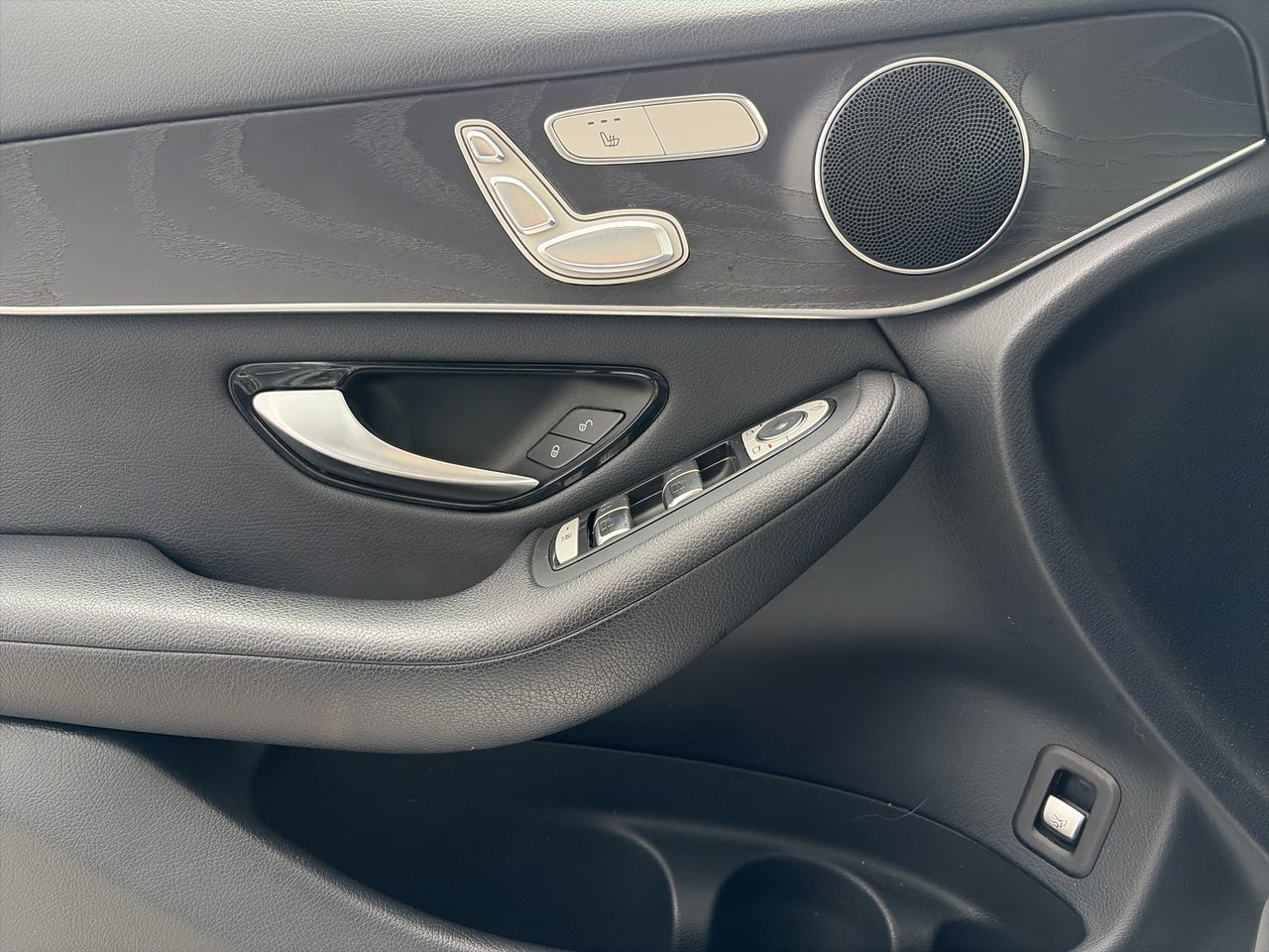 2019 Mercedes-Benz GLC300