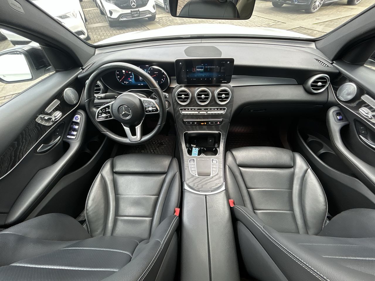 2020 Mercedes-Benz GLC300