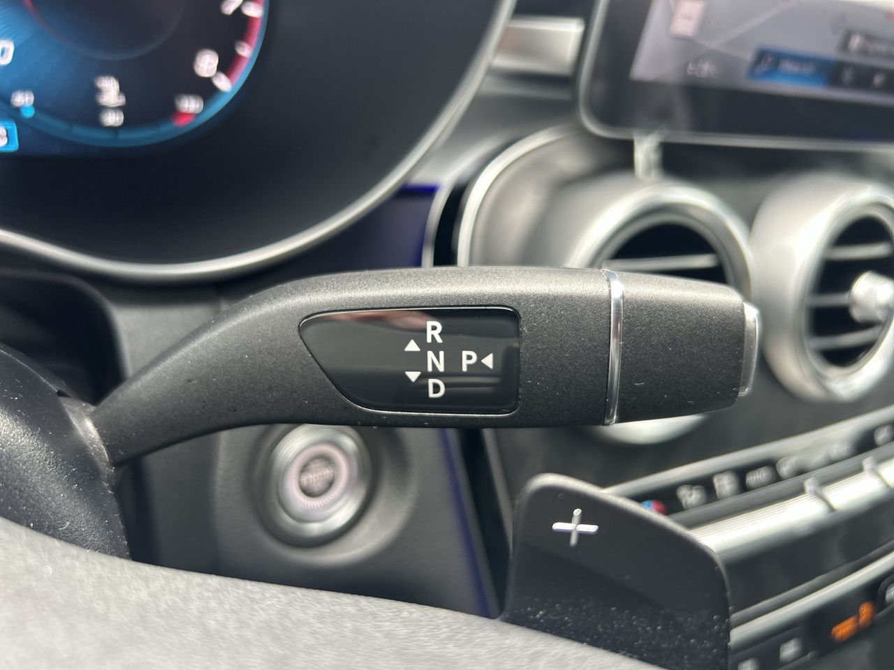 2020 Mercedes-Benz GLC300