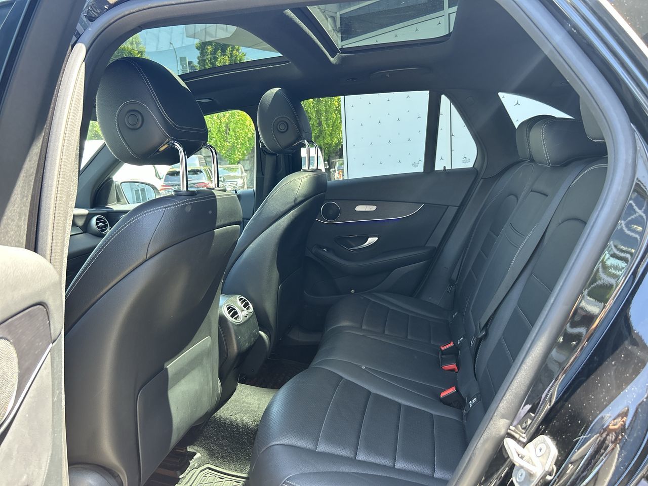 Mercedes-Benz GLC300  2021 à Vancouver, Colombie-Britannique
