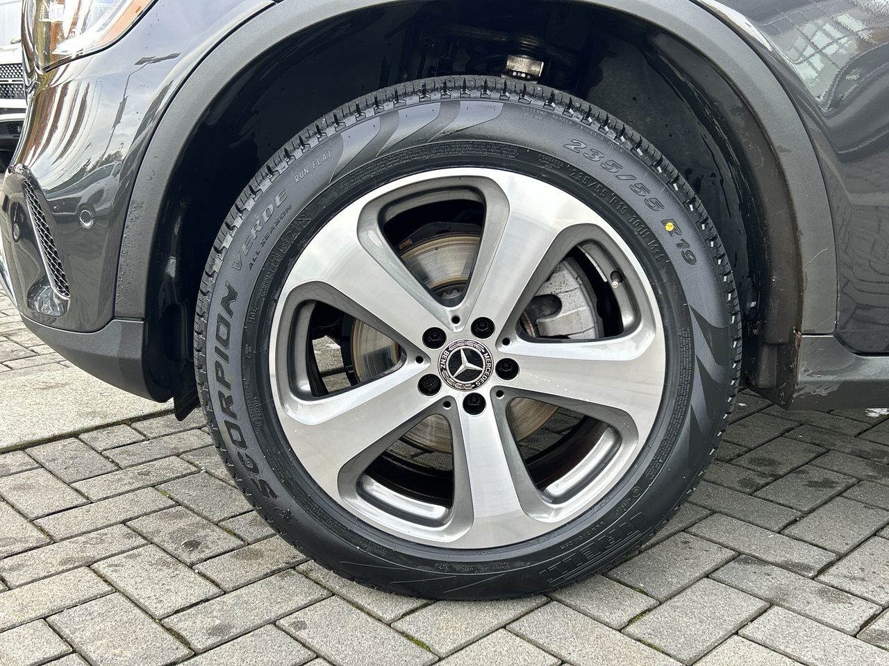 2021 Mercedes-Benz GLC300