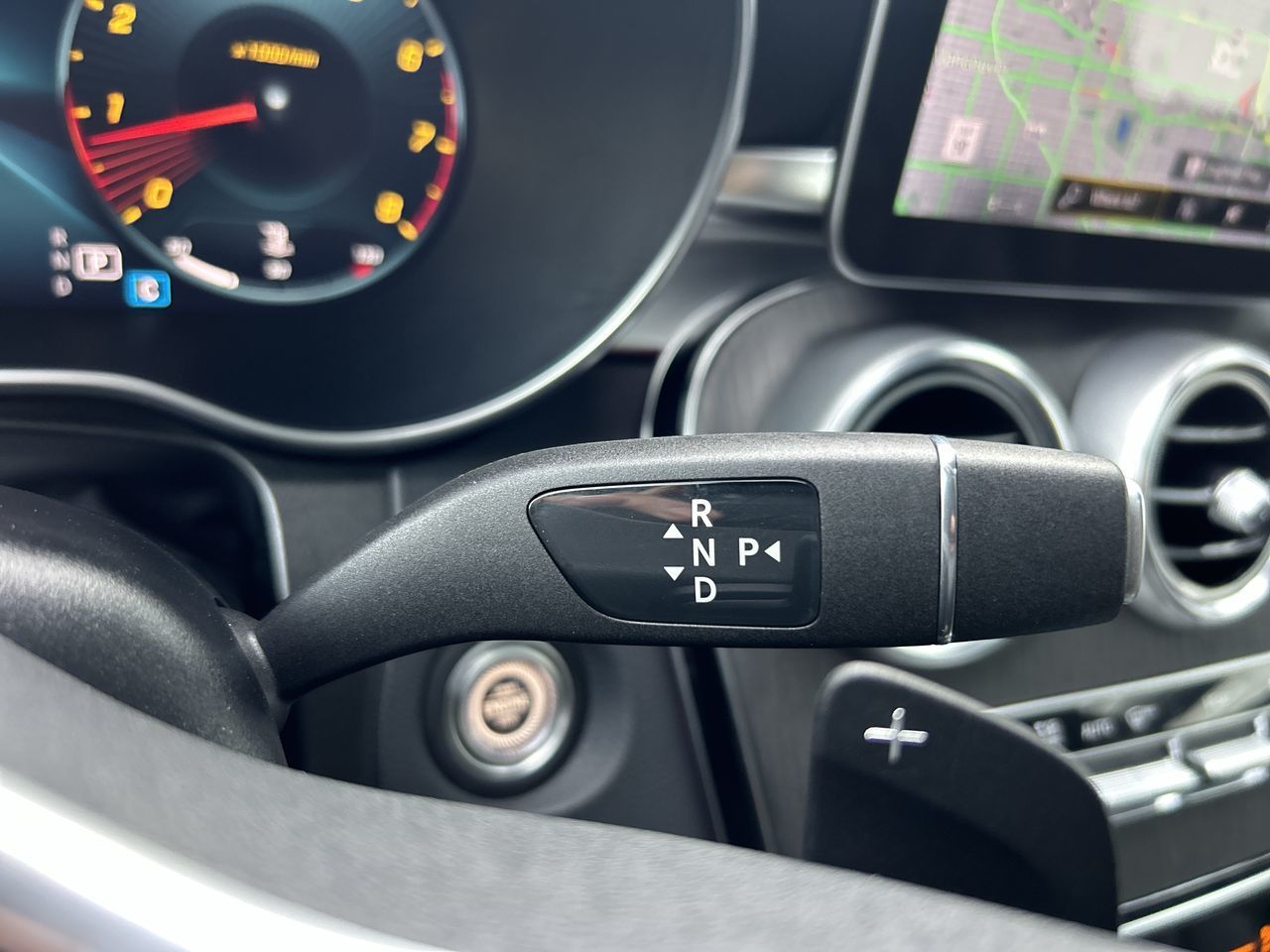 2021 Mercedes-Benz GLC300