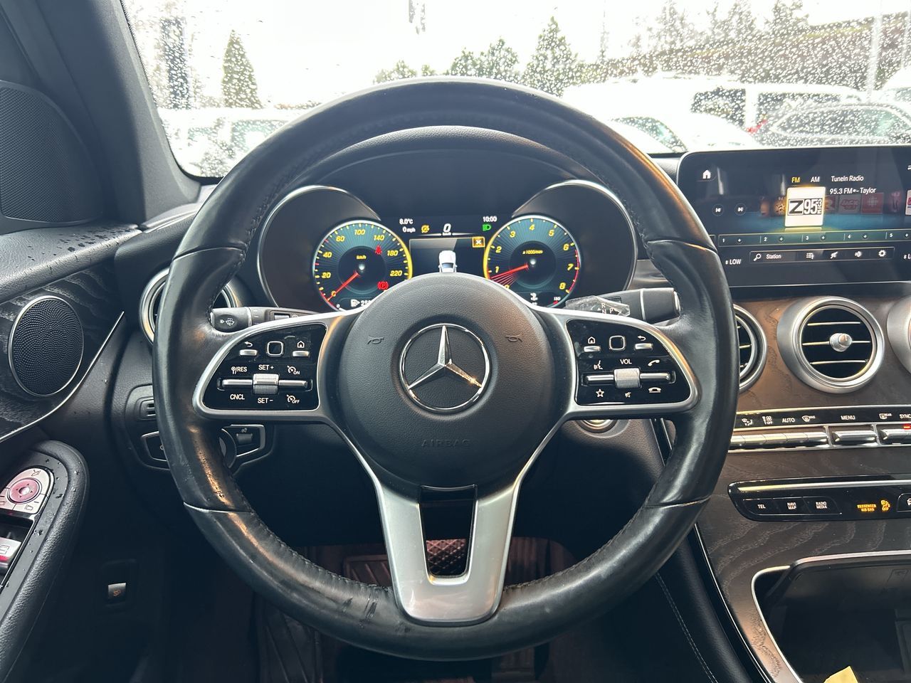 2021 Mercedes-Benz GLC300