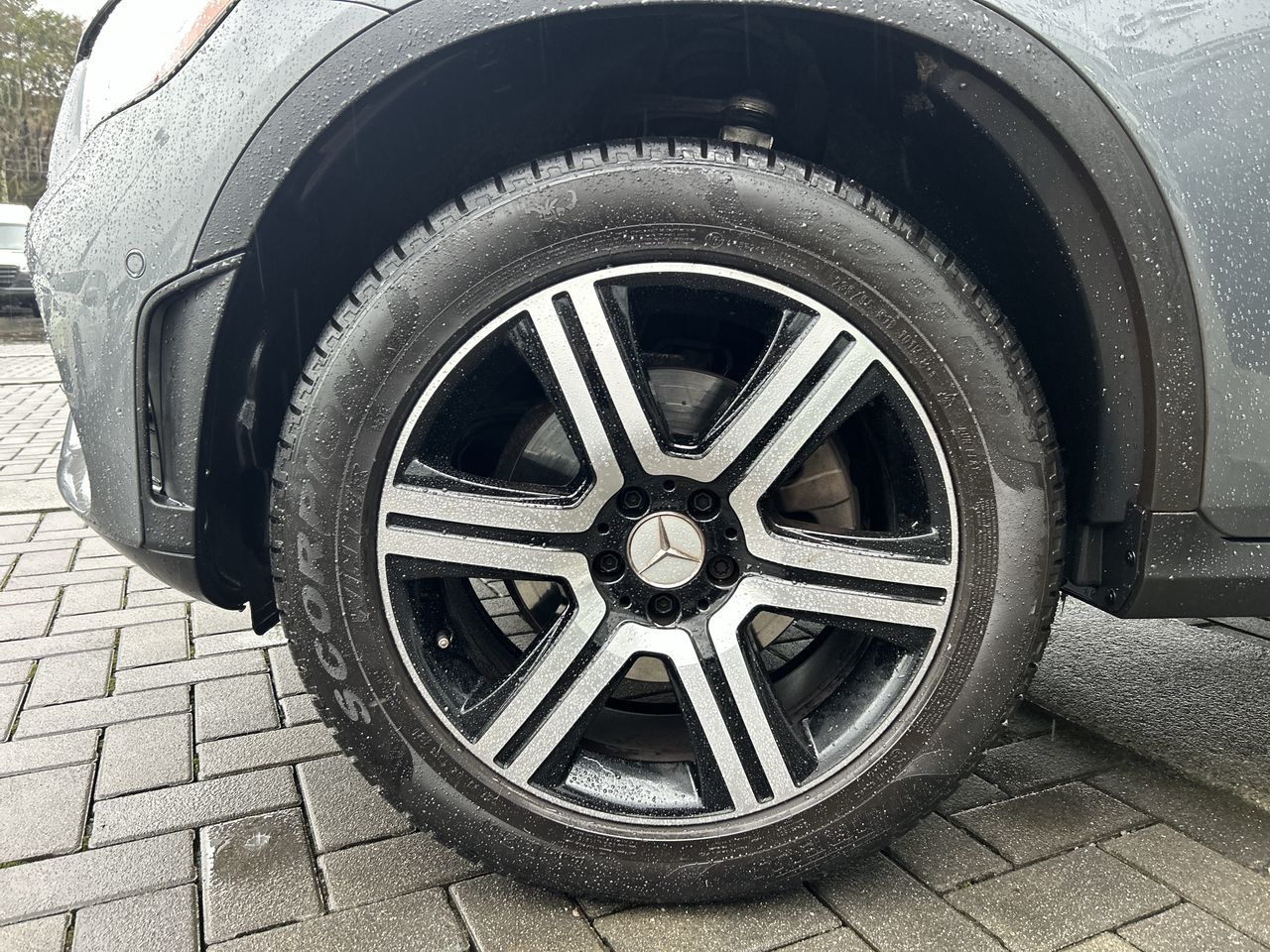 2021 Mercedes-Benz GLC300